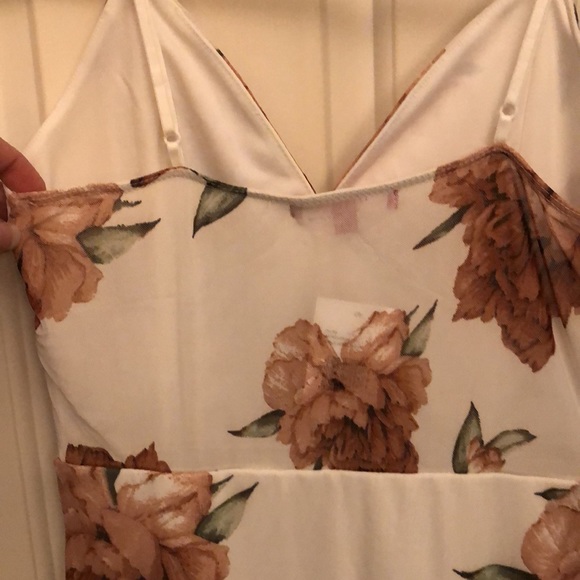 Guess dress - Picture 3 of 5